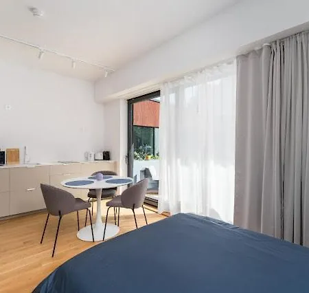 Flat In Pärnu, Esplanaadi Street Studio&kitchen Appartement