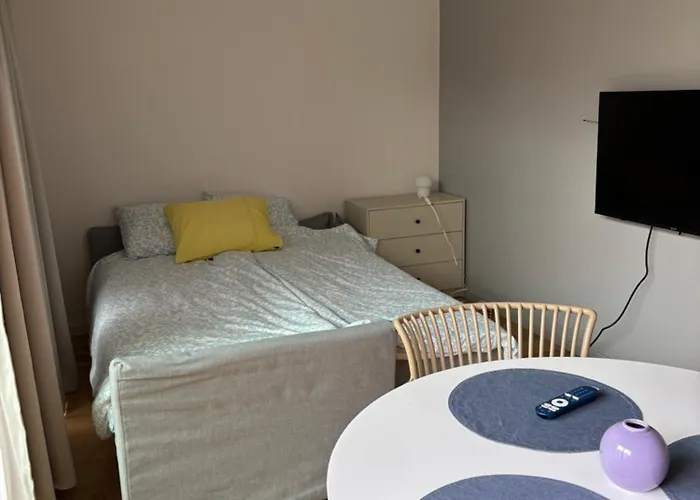 Apartman Flat In Paernu, Esplanaadi Street & Kitchen